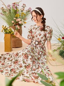 SHEIN 青少年女孩滿版印花泡泡袖上衣和金屬扣環腰帶裙子套裝