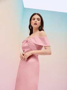 Modelyn Cold Shoulder Satin Dress - Baby Pink - View 6