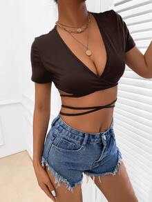 SHEIN SXY 素色交叉後綁帶短款上衣 - 巧克力棕 - 查看 4
