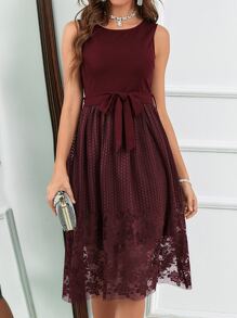 SHEIN Clasi Vestido largo con panel de malla y cinturón para mujeres - Granate - Ver 5