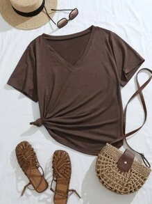 SHEIN LUNE Plus Solid V-neck Split Side Tee - Coffee Brown - View 1