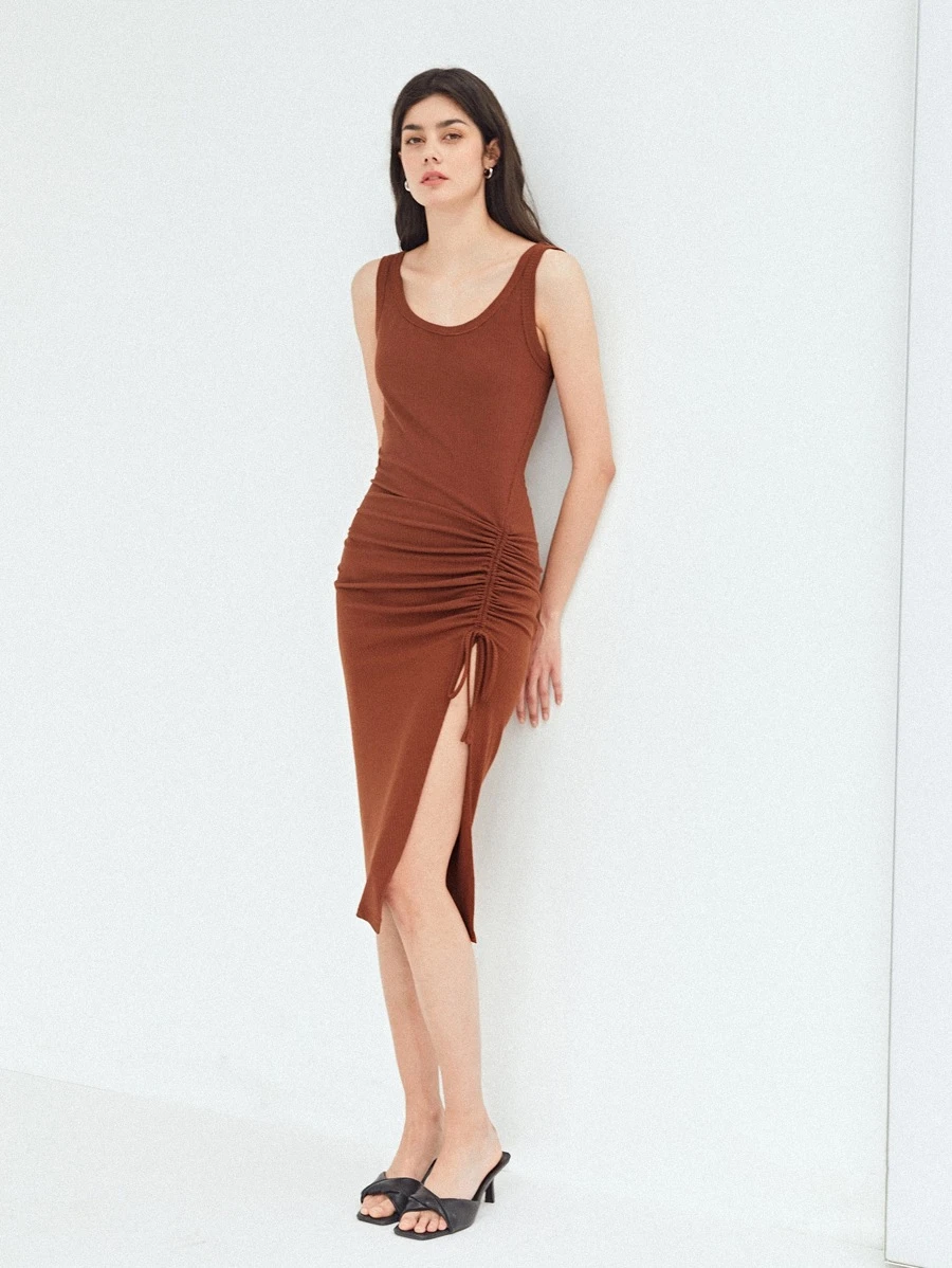 SHEIN 再生滌褶皺連衣裙 - 鏽棕色 - 查看 1