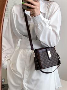 Old Moeny, Lightweight,Business Casual Mini Letter Graphic Twist Lock Square Bag For Teen Girls Women College Students,Rookies & White-Collar Workers Perfect For Office,College,Work ,Business,Commute,Outdoors, Travel, Outings - Brown - View 2