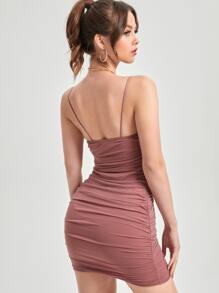 SHEIN BAE Vestido de tirantes unicolor fruncido de malla