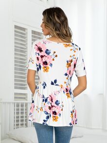 DEARCASE Maternity Floral Print Tee - Multicolor - View 2