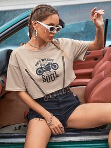 SHEIN Unity Camiseta motocicleta & con estampado de slogan con cremallera delantera - Caqui - Ver 6