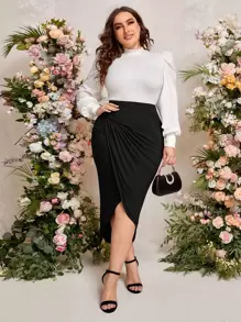 Modelyn Plus High Waist Ruched Asymmetrical Hem Skirt