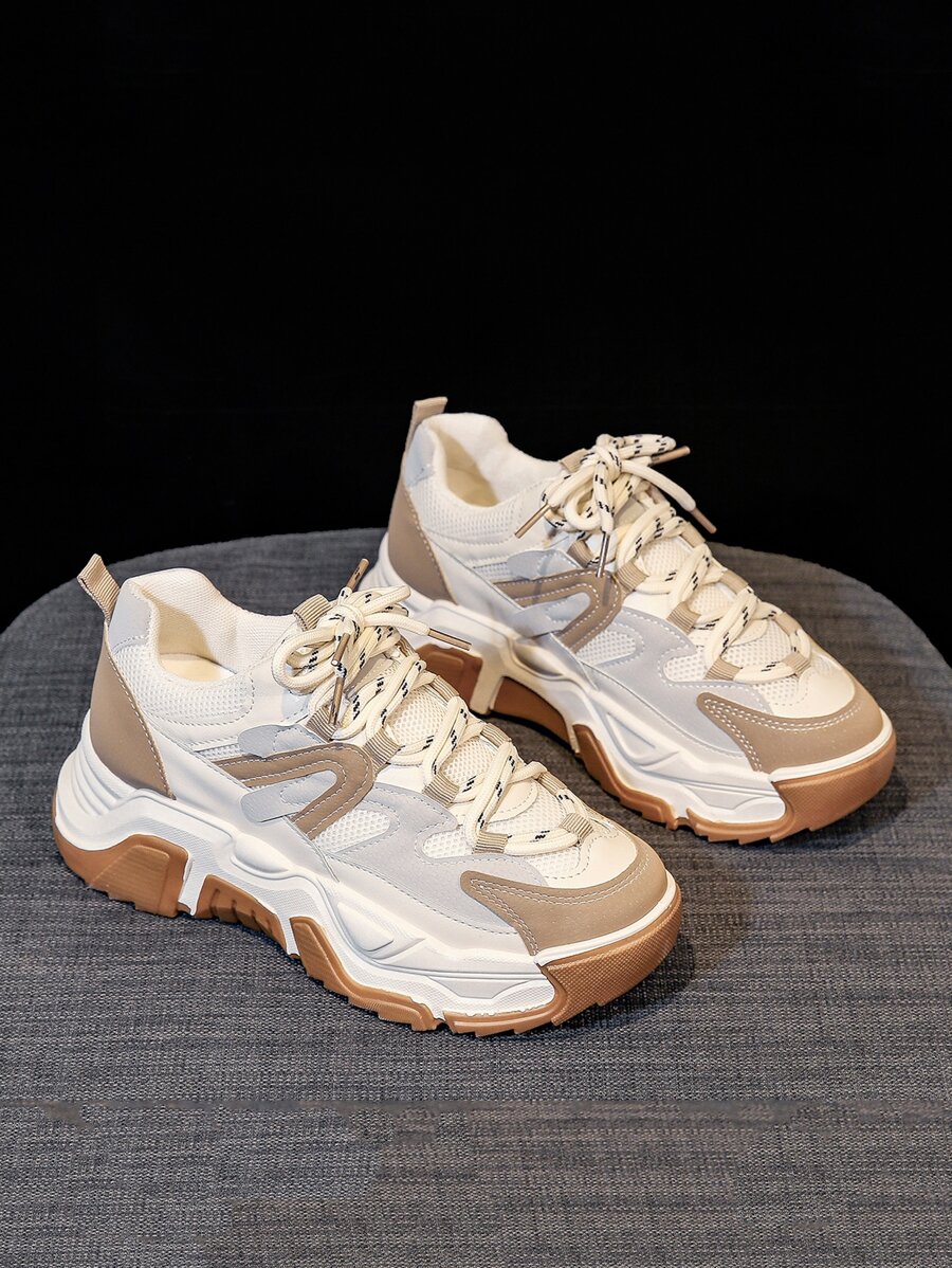 Khối màu Mặt trước thắt dây Giày thể thao Chunky , Nâu Thể thao Hai tông màu Của phụ nữ Giày thể thao - màu nâu - Xem 1