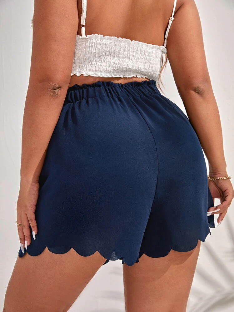 SHEIN Frenchy Quần Short kích thước lớn Sò điệp Thắt nơ trước Quần paper-bag màu trơn Giải trí - Màu xanh hải quân - Xem 2
