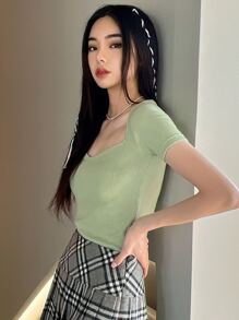 DAZY 雞心領口羅紋針織T恤 - 綠色 - 查看 4