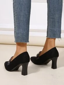 Metal Decor Point Toe Chunky Heeled Loafers - Black - View 3