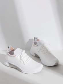 春秋季女士时尚编织运动鞋，适合路跑和运动，休闲系带白鞋，适合搭配连帽衫 - 白色 - 查看 3