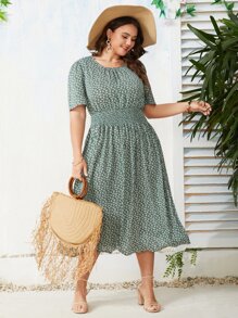 SHEIN VCAY 大碼碎花腰部打褶洋裝 - 彩色 - 查看 3