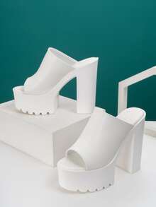 Minimalist Chunky Heeled Mule Sandals - White - View 2