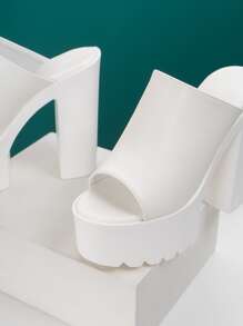 Minimalist Chunky Heeled Mule Sandals - White - View 4