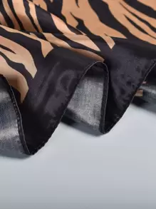 1pc Zebra Striped Bandana Classic Silky Square Scarf For Outdoor All Seasons Bandana,Hair Band,Head Band Ideal For Dressing Up Your Look - Coffee Brown - View 4