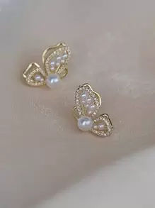 人造珍珠蝴蝶裝飾耳釘