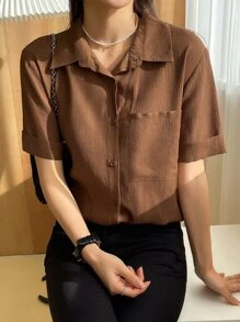 DAZY Blusa casual suelta de manga corta con bolsillo, unicolor, estilo negocios casuales de verano para mujer - Café integral - Ver 1