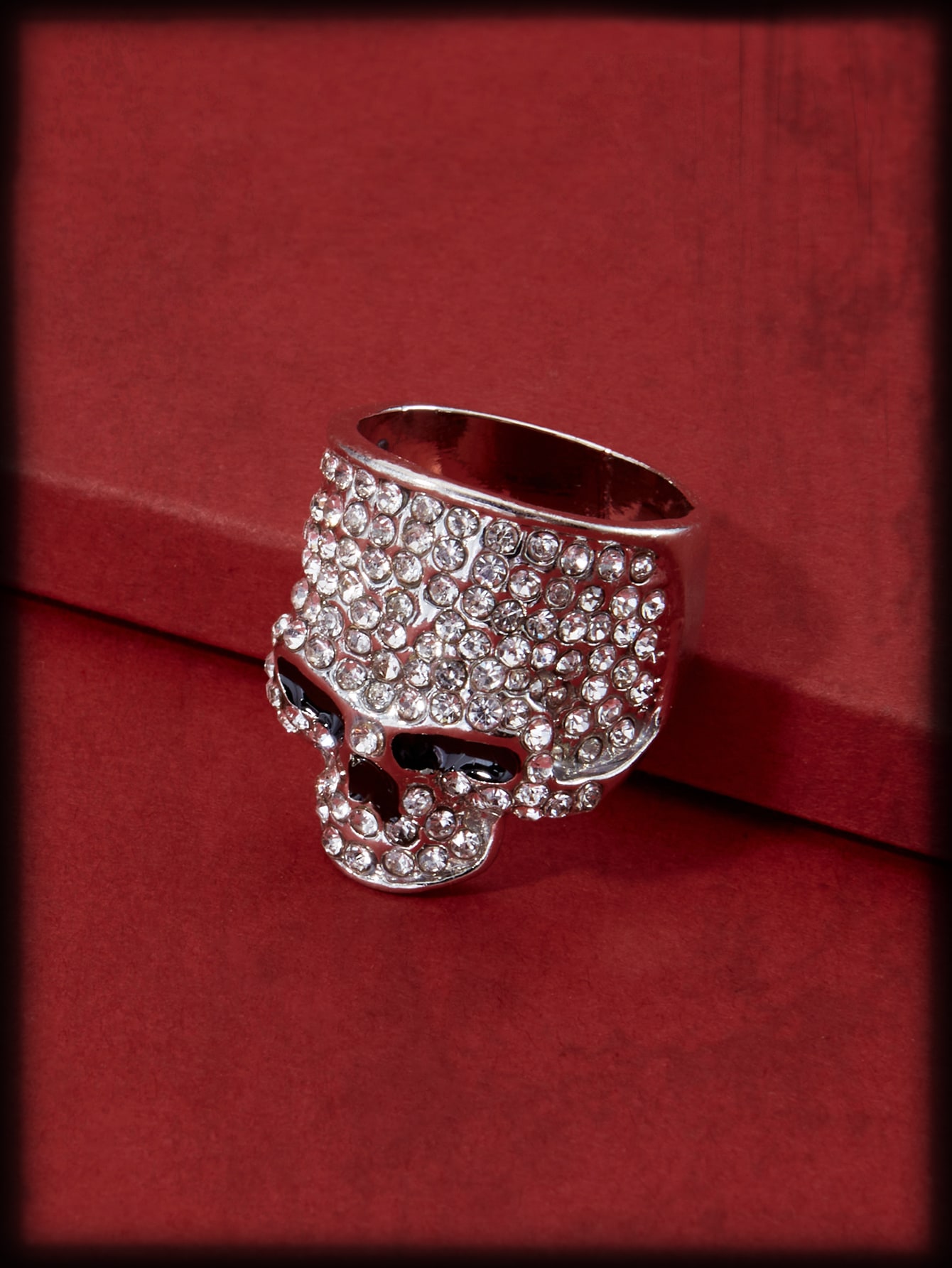Our Grunge Punk Men 1pc Rhinestone Skull Ring is such a vibe