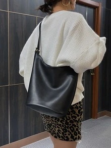 Minimalist Bucket Bag - Black - View 2