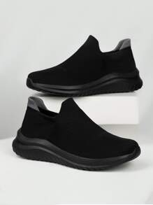 Sporty Black Running Shoes For Men, Knit Detail Slip On Sneakers Manfinity Basics