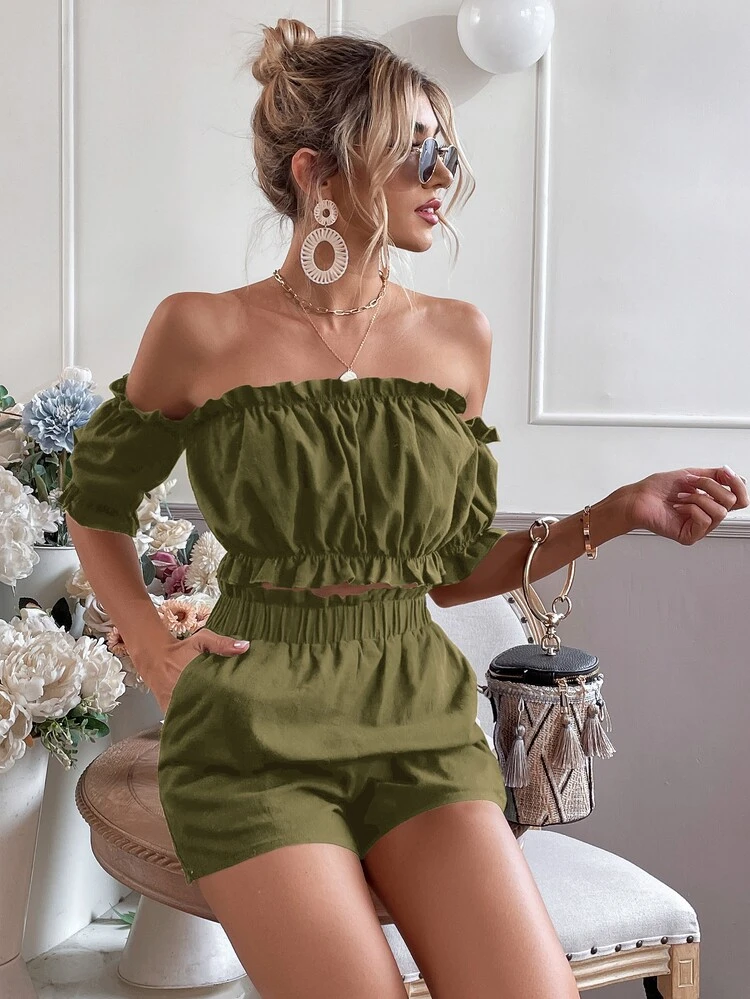 SHEIN VCAY Shorts con top de hombros descubiertos ribete fruncido - Verde militar - Añade 5
