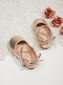 1雙時尚舒適的女孩平底鞋,金色,商品