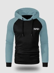 Manfinity Homme Hombres Capucha con estampado de letra de color combinado con bolsillo de canguro con cordón - Multicolor - Ver 1