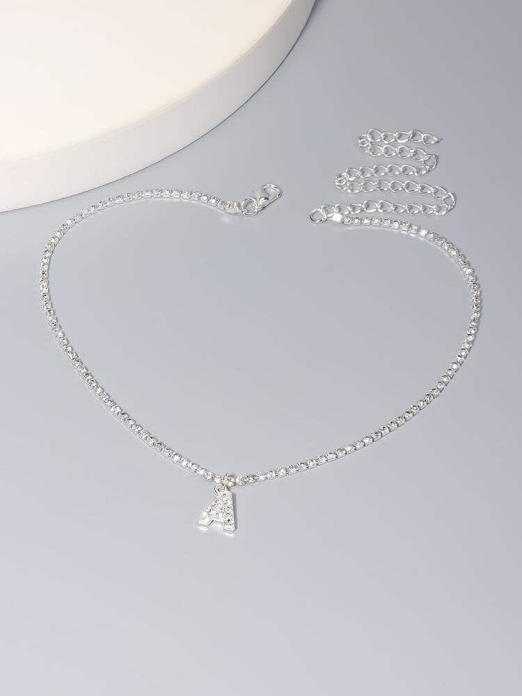Gargantilla con diamante de imitación con diseño de letra - Plateado - Añade 3