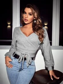 SHEIN Privé Camiseta de cuello cruzado de manga murciélago con cinturón - Gris - Ver 5