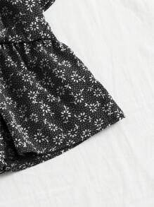 Knot Front Ditsy Floral Ruffle Hem Blouse - Multicolor - View 4