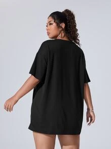 SHEIN Coolane Plus Figure Graphic Drop Shoulder Tee - Black - View 2