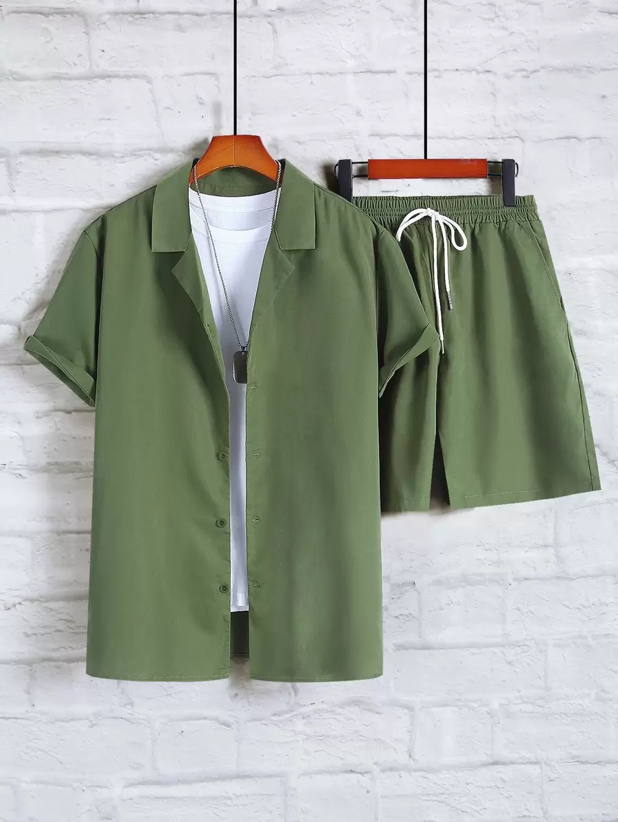Manfinity RSRT Camisa de cuello con solapa unicolor con shorts sin camiseta - Verde militar - Ver 1