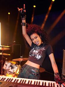 ROMWE Grunge Punk Kpop Skull Letter Graphic Tee - Black - View 5