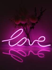 字母設計霓虹燈