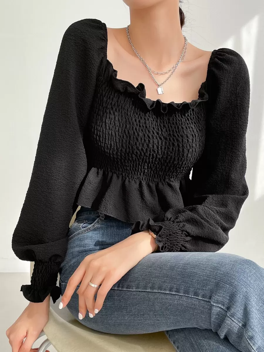 DAZY Blusa con fruncido de manga con volante bajo con fruncido - Negro - Ver 1