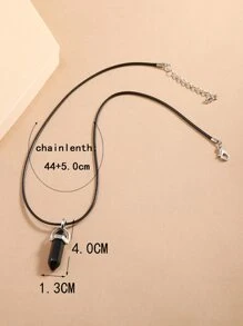 Collar con diseño geométrico