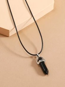 Collar con diseño geométrico