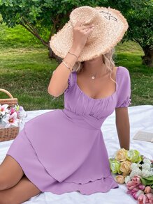 SHEIN MOD Milkmaid Kleid mit Herzförmigem Ausschnitt und Schicht-Saum