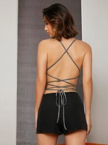 SHEIN BAE 垂墜短款金屬亮絲吊帶上衣 - 銀色 - 查看 2