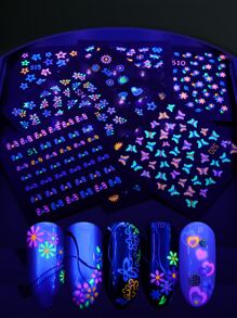 24sheets Luminous Butterfly & Floral Pattern Nail Art Sticker - Multicolor - View 1