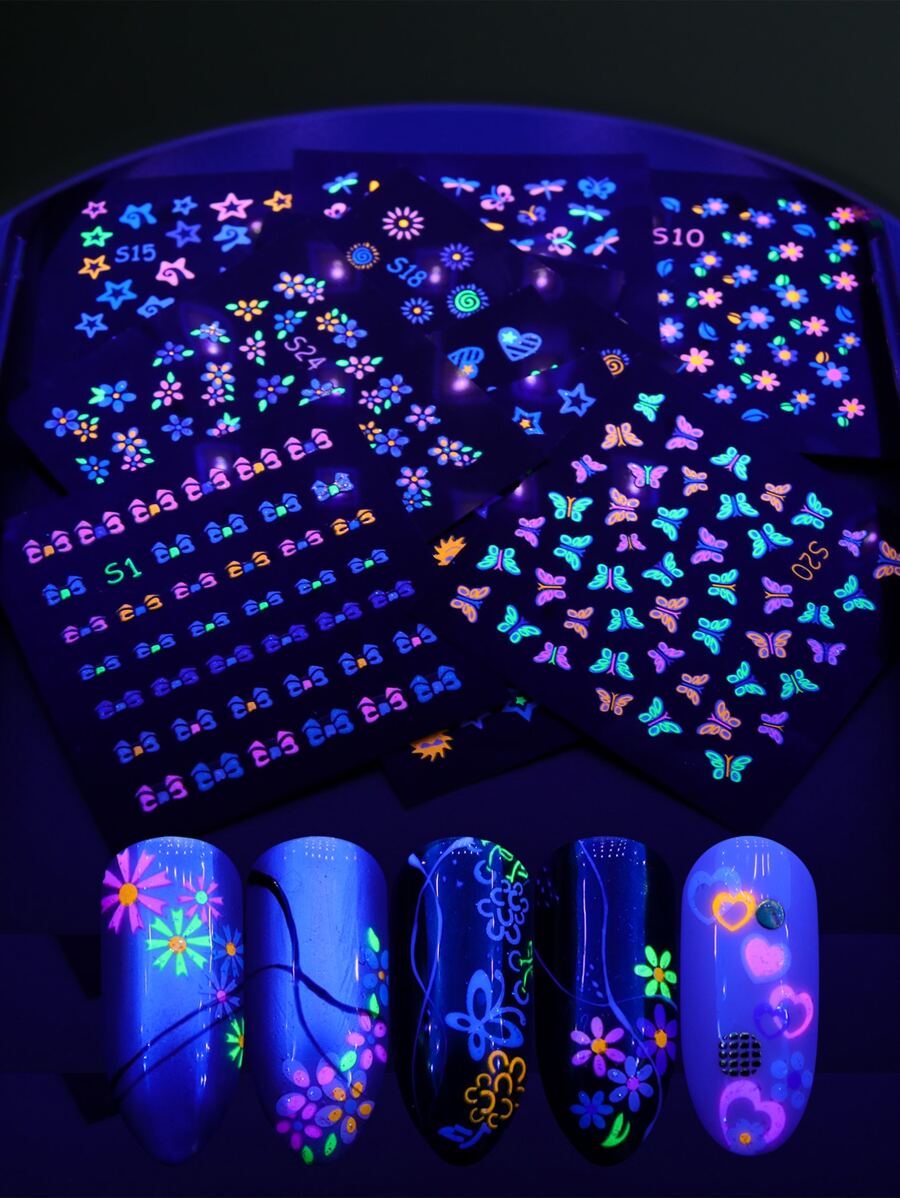 24sheets Luminous Butterfly & Floral Pattern Nail Art Sticker - Multicolor - View 1