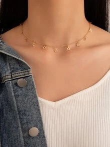 imoli Women Star Decor Elegant Charm Necklace - Yellow Gold - View 2