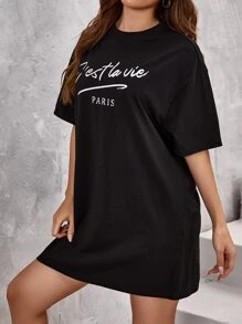 SHEIN Frenchy Vestido estilo camiseta de hombros caídos con estampado de slogan - Negro - Ver 3