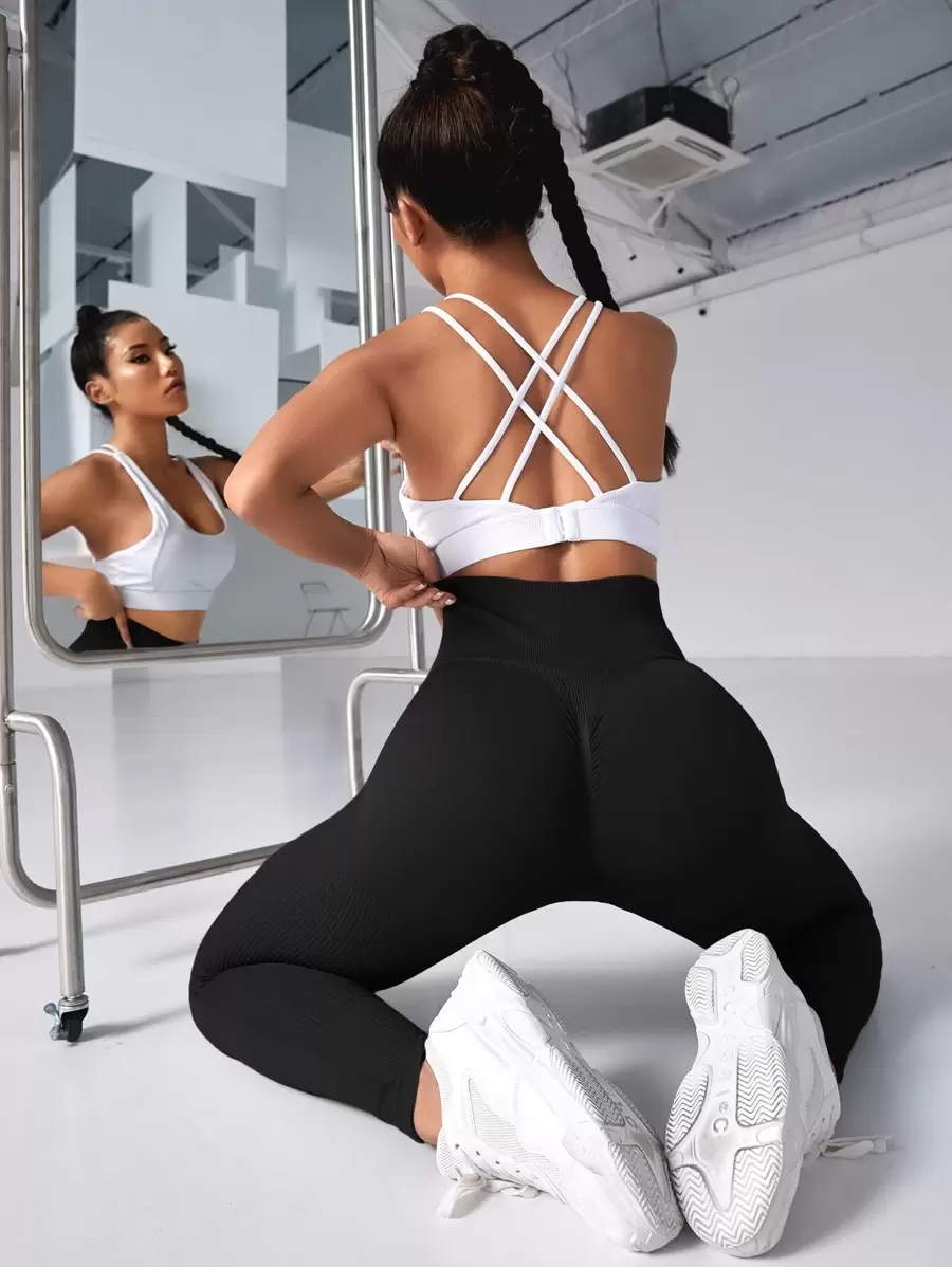 Easithlete 瑜伽打底褲無縫高彈力羅紋針織運動緊身褲帶寬腰帶 - 黑色 - 查看 1