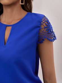 SHEIN Clasi 鎖眼領口提花蕾絲襯衫 - 寶藍色 - 查看 5