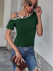 Camiseta ribete en contraste de cuello asimétrico - Verde Oscuro - Ver 6