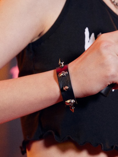 Grunge Punk Skull Decor Bracelet