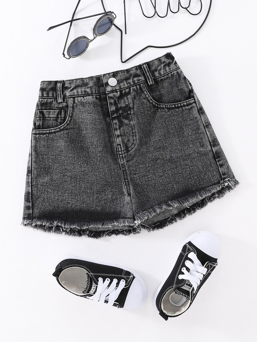 少女款休閒基本款深色牛仔短褲，有削磨邊緣處理，適合夏季穿著 - 深灰色 - 查看 1