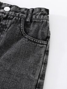 少女款休閒基本款深色牛仔短褲，有削磨邊緣處理，適合夏季穿著 - 深灰色 - 查看 4